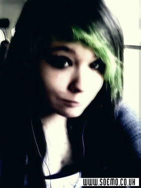 soEmo.co.uk - Emo Kids - -theblackdahlia