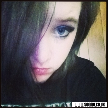 soEmo.co.uk - Emo Kids - AlistarBlueXx