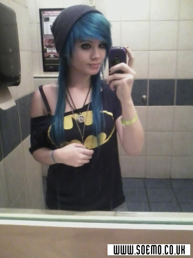 soEmo.co.uk - Emo Kids - AngelaIsTheShit