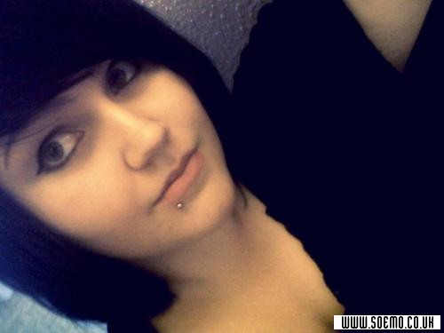 soEmo.co.uk - Emo Kids - Cage92