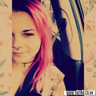 soEmo.co.uk - Emo Kids - Charisnya01