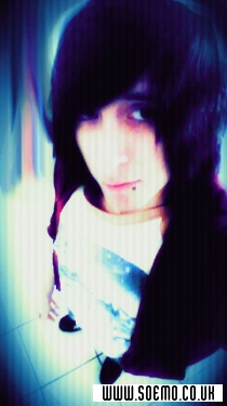 soEmo.co.uk - Emo Kids - CrissCrisis