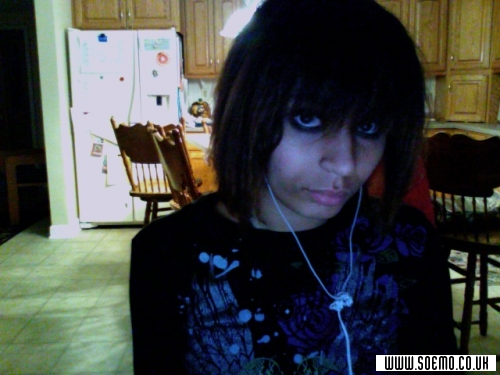 soEmo.co.uk - Emo Kids - DeathByCandy