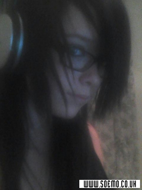 soEmo.co.uk - Emo Kids - Deni_Cupcakemonster