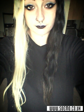 soEmo.co.uk - Emo Kids - FeedYourHead