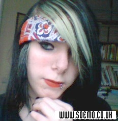 soEmo.co.uk - Emo Kids - FloorFlawless