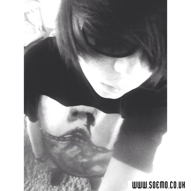 soEmo.co.uk - Emo Kids - HappyEmoPrinsess