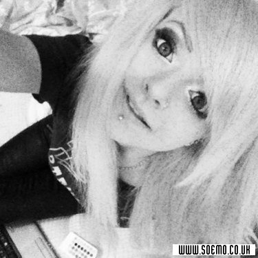 soEmo.co.uk - Emo Kids - KQsws