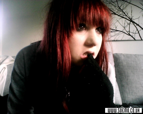 soEmo.co.uk - Emo Kids - MissPokemon