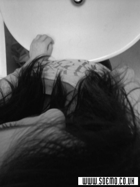 soEmo.co.uk - Emo Kids - MisssButterfly