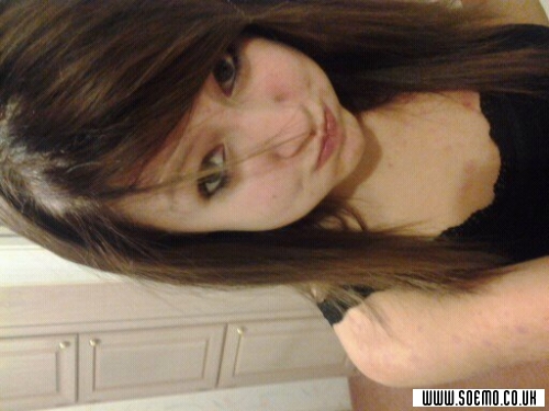 soEmo.co.uk - Emo Kids - QuincieGoesNomnomnom