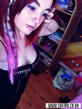 soEmo.co.uk - Emo Kids - RainbowDarksoul