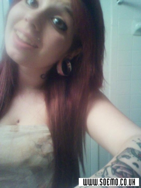 soEmo.co.uk - Emo Kids - Sapphire_