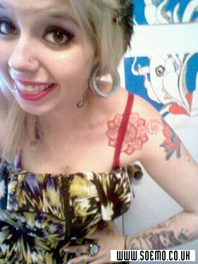 soEmo.co.uk - Emo Kids - Sapphire_Babe