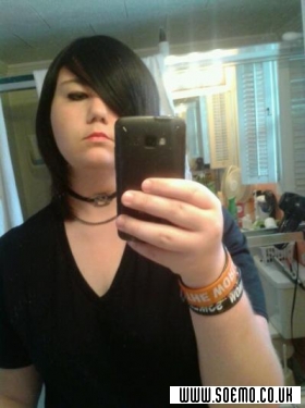 soEmo.co.uk - Emo Kids - SierraScars