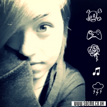 soEmo.co.uk - Emo Kids - Skogee30