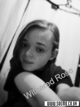 soEmo.co.uk - Emo Kids - Whithered_Rose