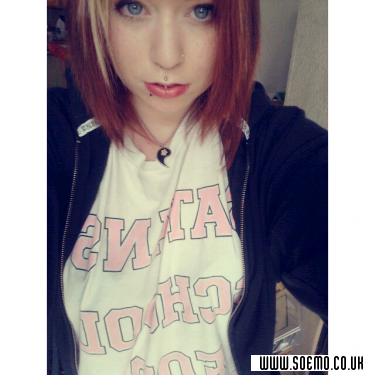 soEmo.co.uk - Emo Kids - Aliivictoria