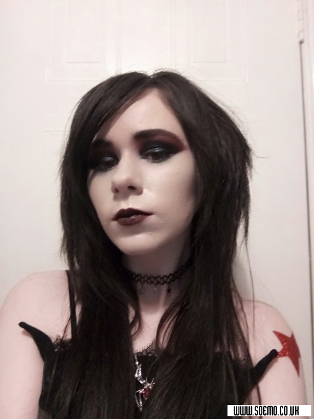 soEmo.co.uk - Emo Kids - Bandaged_Iris