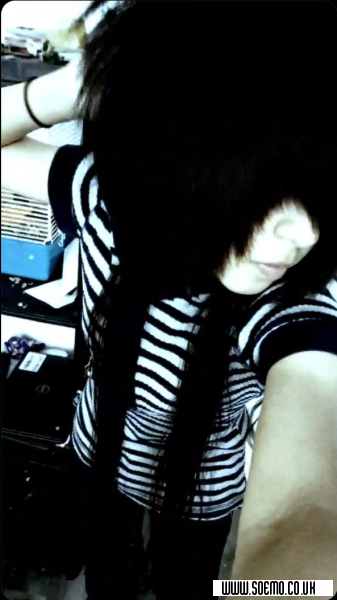 soEmo.co.uk - Emo Kids - Blehx_x4