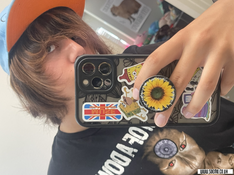 soEmo.co.uk - Emo Kids - BluJ