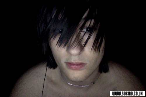 soEmo.co.uk - Emo Kids - BrokenChaos