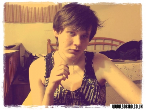 soEmo.co.uk - Emo Kids - bloody_raindrop_420