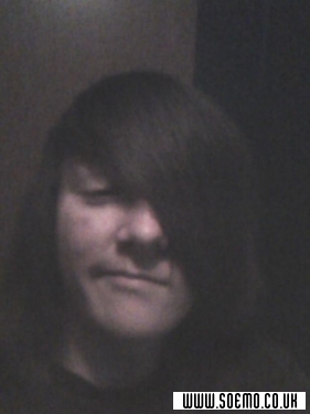 soEmo.co.uk - Emo Kids - brokensmiles