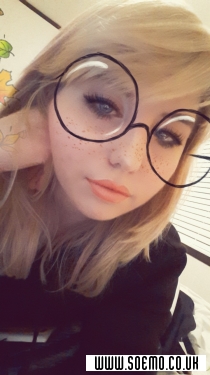 soEmo.co.uk - Emo Kids - crybaby