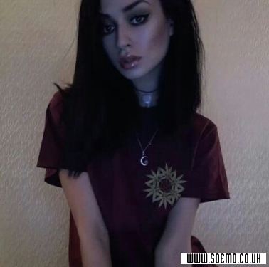 soEmo.co.uk - Emo Kids - clouds