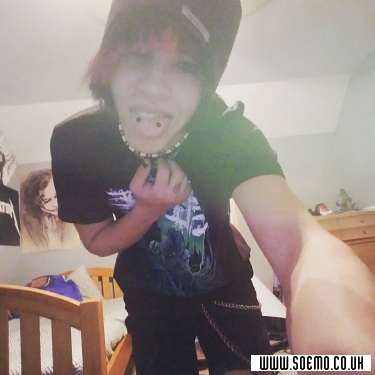 soEmo.co.uk - Emo Kids - DamonStorm