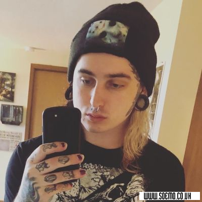 soEmo.co.uk - Emo Kids - darkskyewolfff