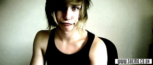soEmo.co.uk - Emo Kids - dr_acula_