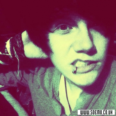 soEmo.co.uk - Emo Kids - EmoScum