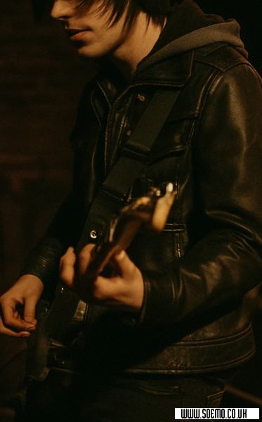 soEmo.co.uk - Emo Kids - EmoUchiha