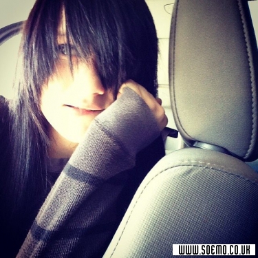 soEmo.co.uk - Emo Kids - escape_to_wonderland