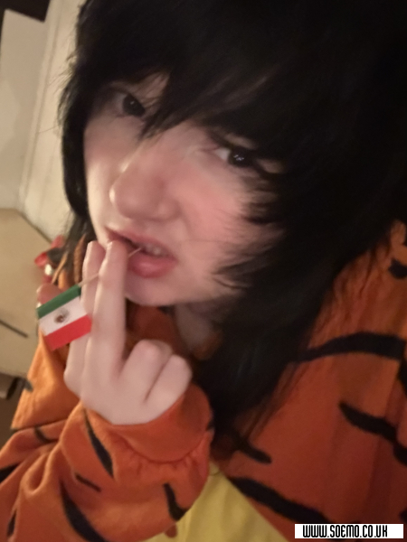 soEmo.co.uk - Emo Kids - GheJey