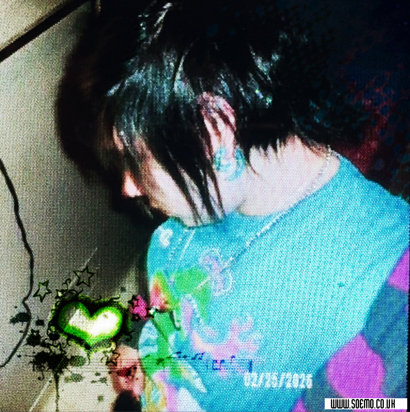 soEmo.co.uk - Emo Kids - gh0ul_v0m1t