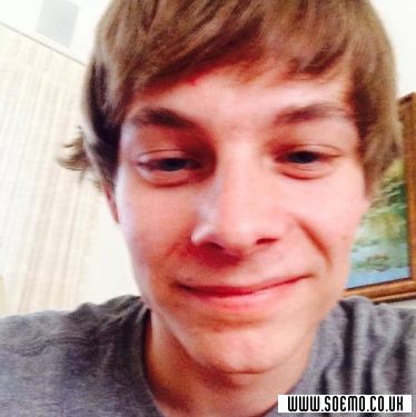 soEmo.co.uk - Emo Kids - hotblondeguy