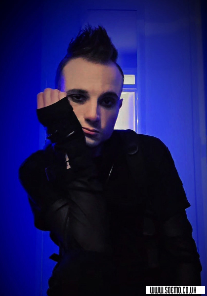 soEmo.co.uk - Emo Kids - husky