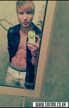 soEmo.co.uk - Emo Kids - JustinDiamond