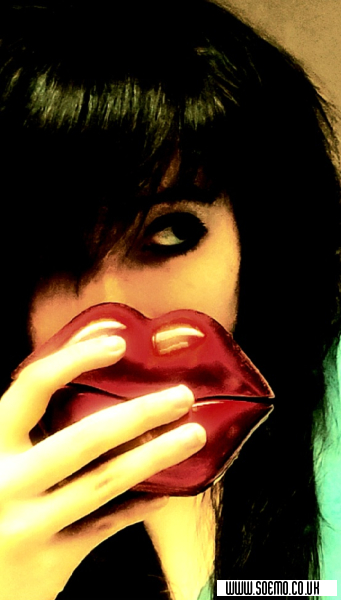 soEmo.co.uk - Emo Kids - KitKatacomb