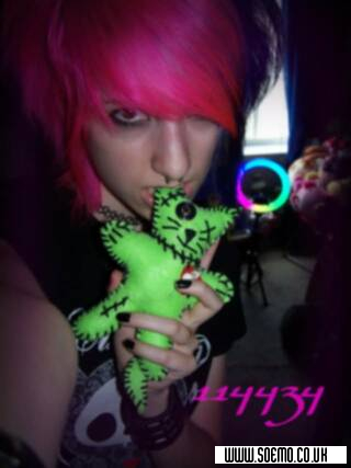 soEmo.co.uk - Emo Kids - kandicorpse