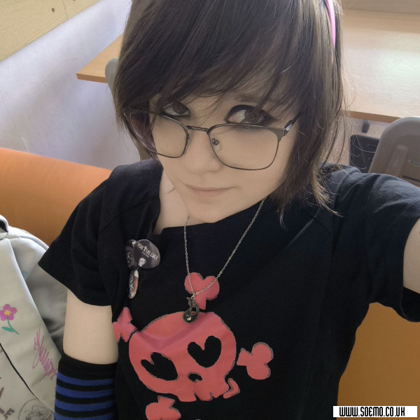 soEmo.co.uk - Emo Kids - Lordey