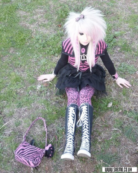 soEmo.co.uk - Emo Kids - Lulu_Lunacy