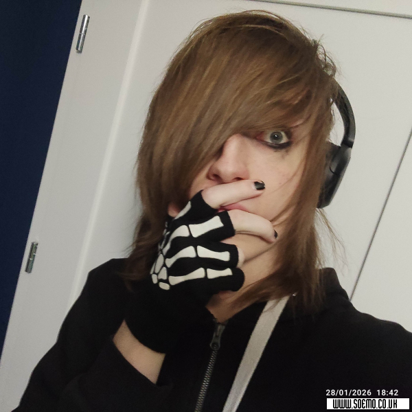 soEmo.co.uk - Emo Kids - murdererinflorence