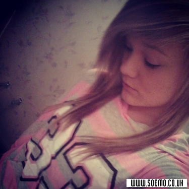 soEmo.co.uk - Emo Kids - neoncookies