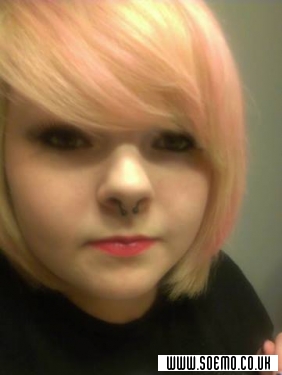 soEmo.co.uk - Emo Kids - pikachunes