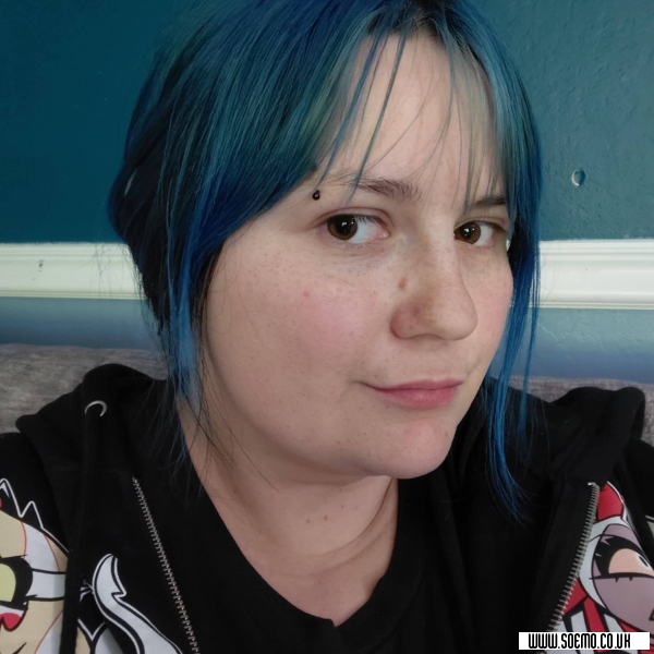 soEmo.co.uk - Emo Kids - Rebecca08