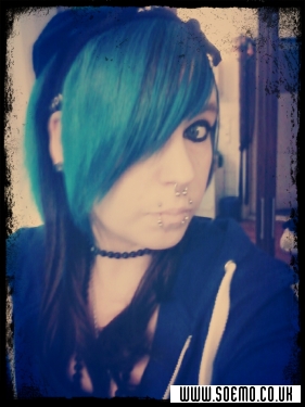 soEmo.co.uk - Emo Kids - Ruky_BlueFashion